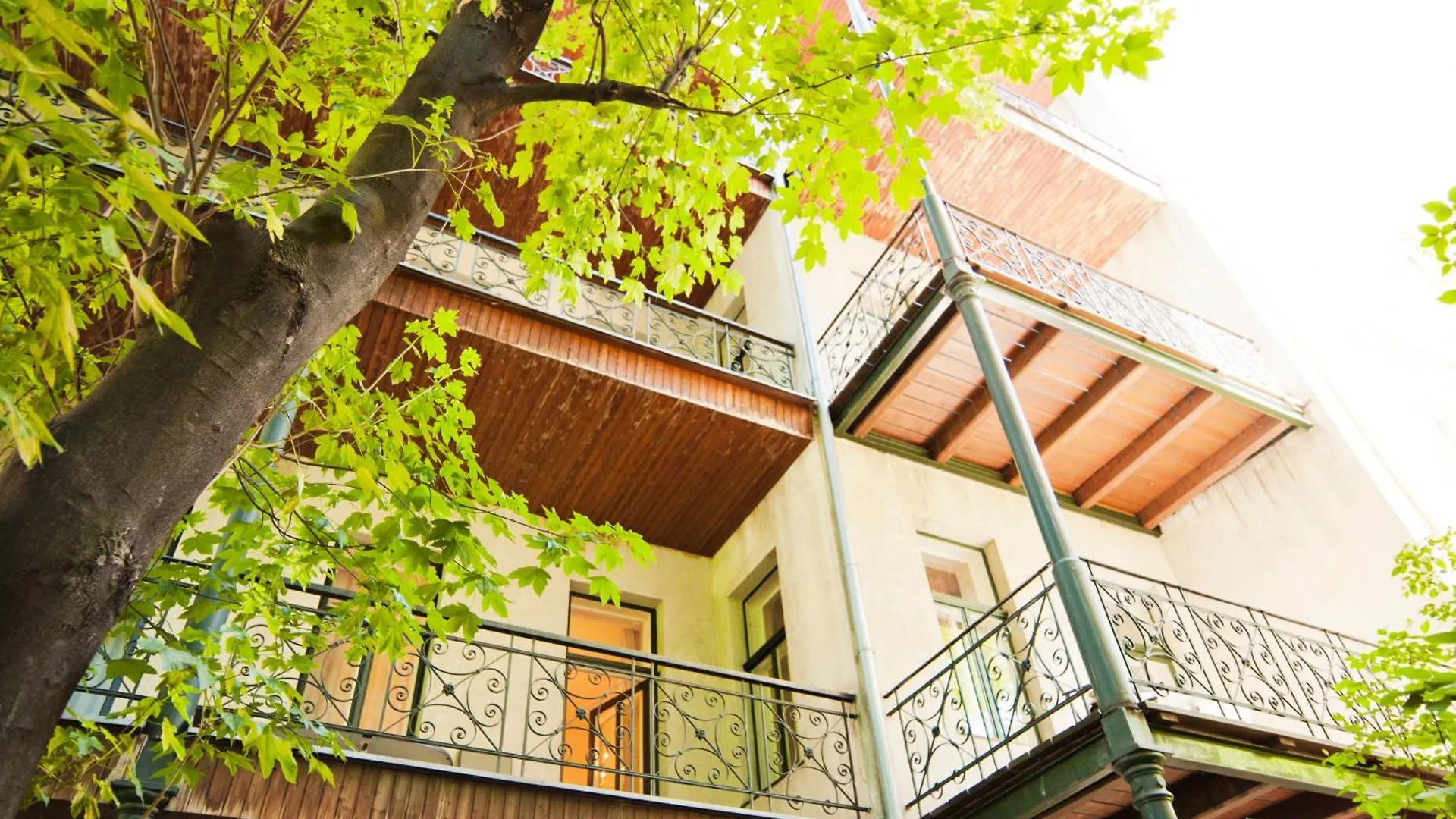15 Romantic Hotels in Vienna City Centre That Deliver