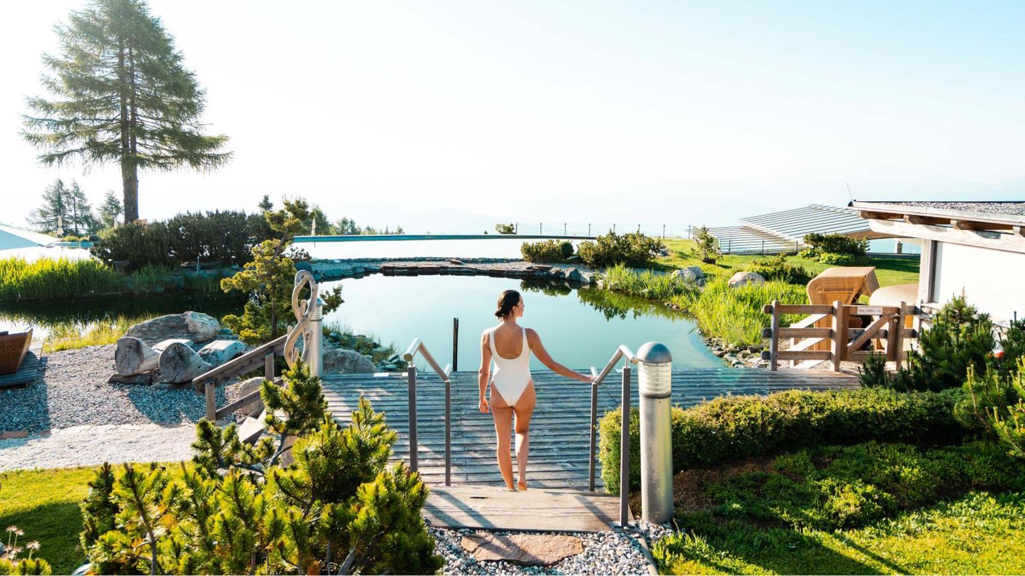 Staying Near Gerlitzen Kanzelbahn: 6 Family Hotels Compared