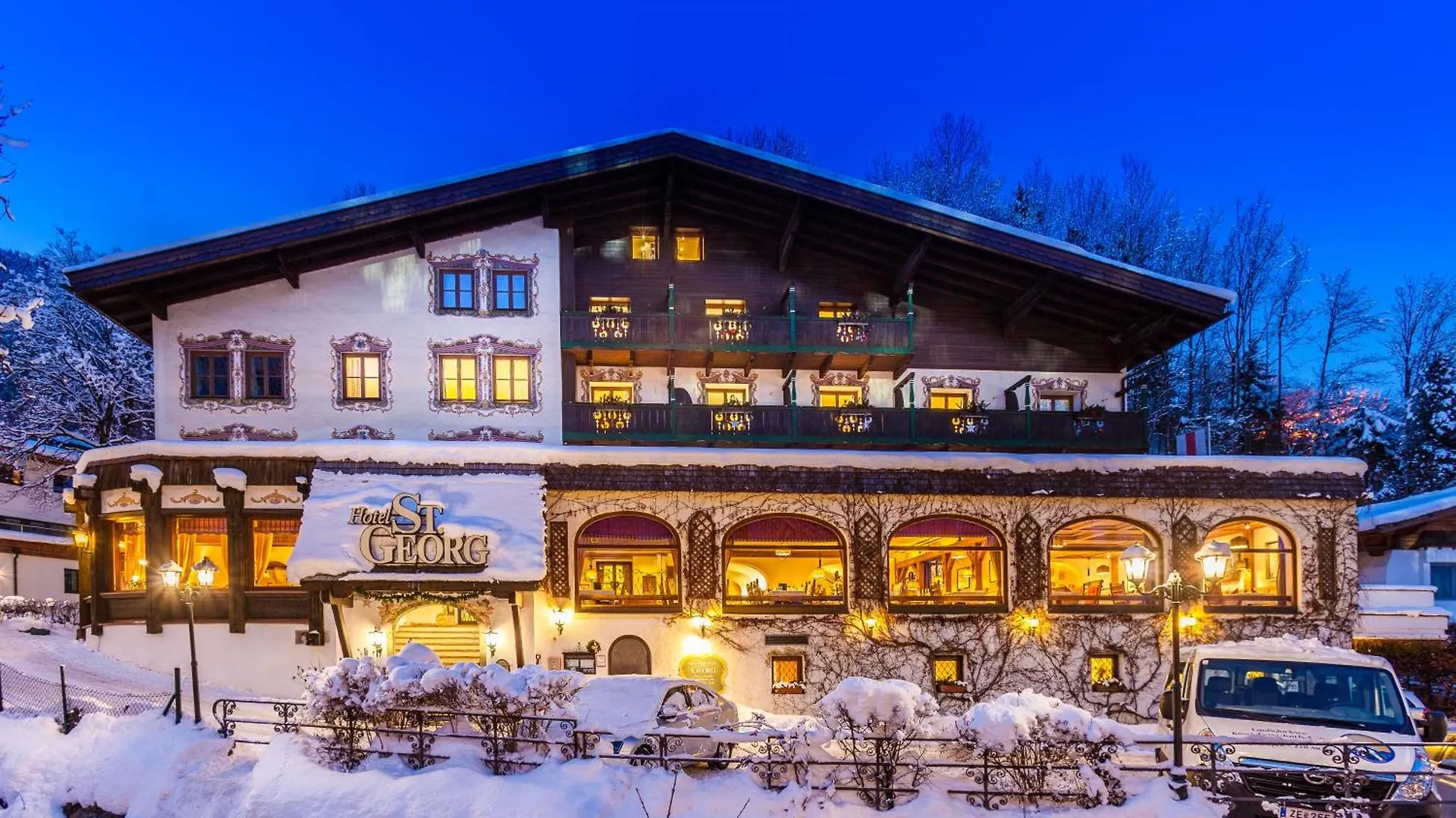 4 Smart Romantic Hotels Near Ebenberglift Worth Booking
