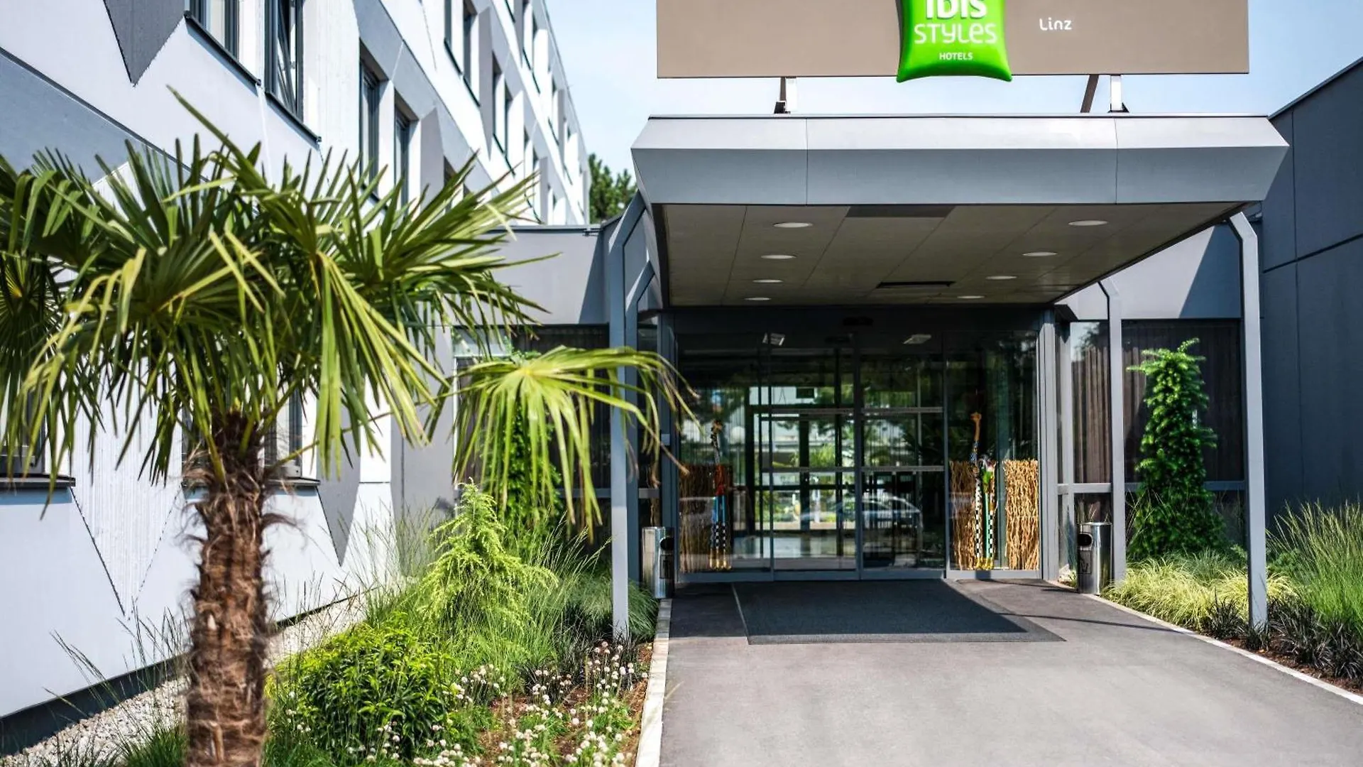 4 Hotels Near Pöstlingberg Basilica for Easy Linz Access