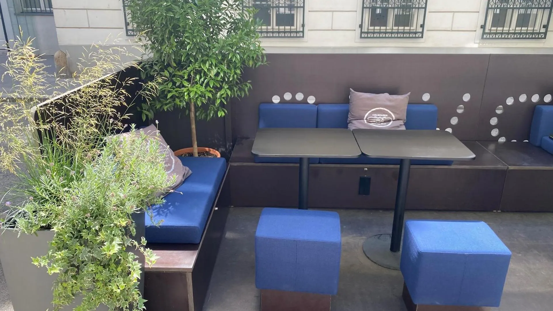 7 Family Hotels Close to Mumok Worth Booking in Vienna