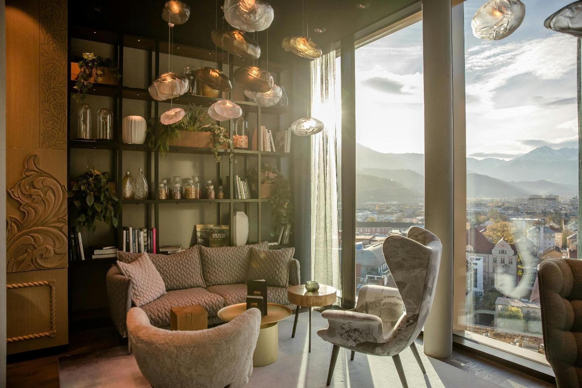 Staying In Innenstadt: 4 Budget Hotels in Innsbruck Compared